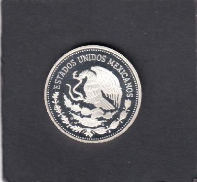 Beschrijving: 25 Pesos SOCCER 86